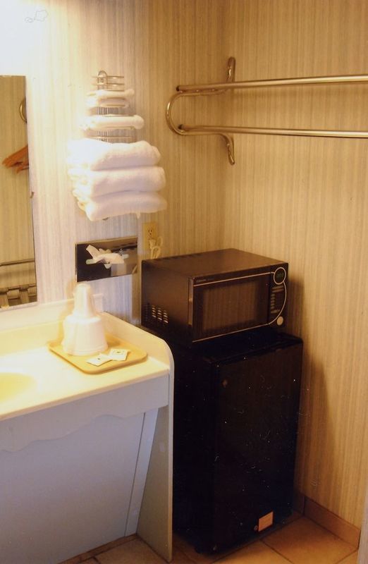 Hillcrest Inn & Suites Ozona Bilik gambar